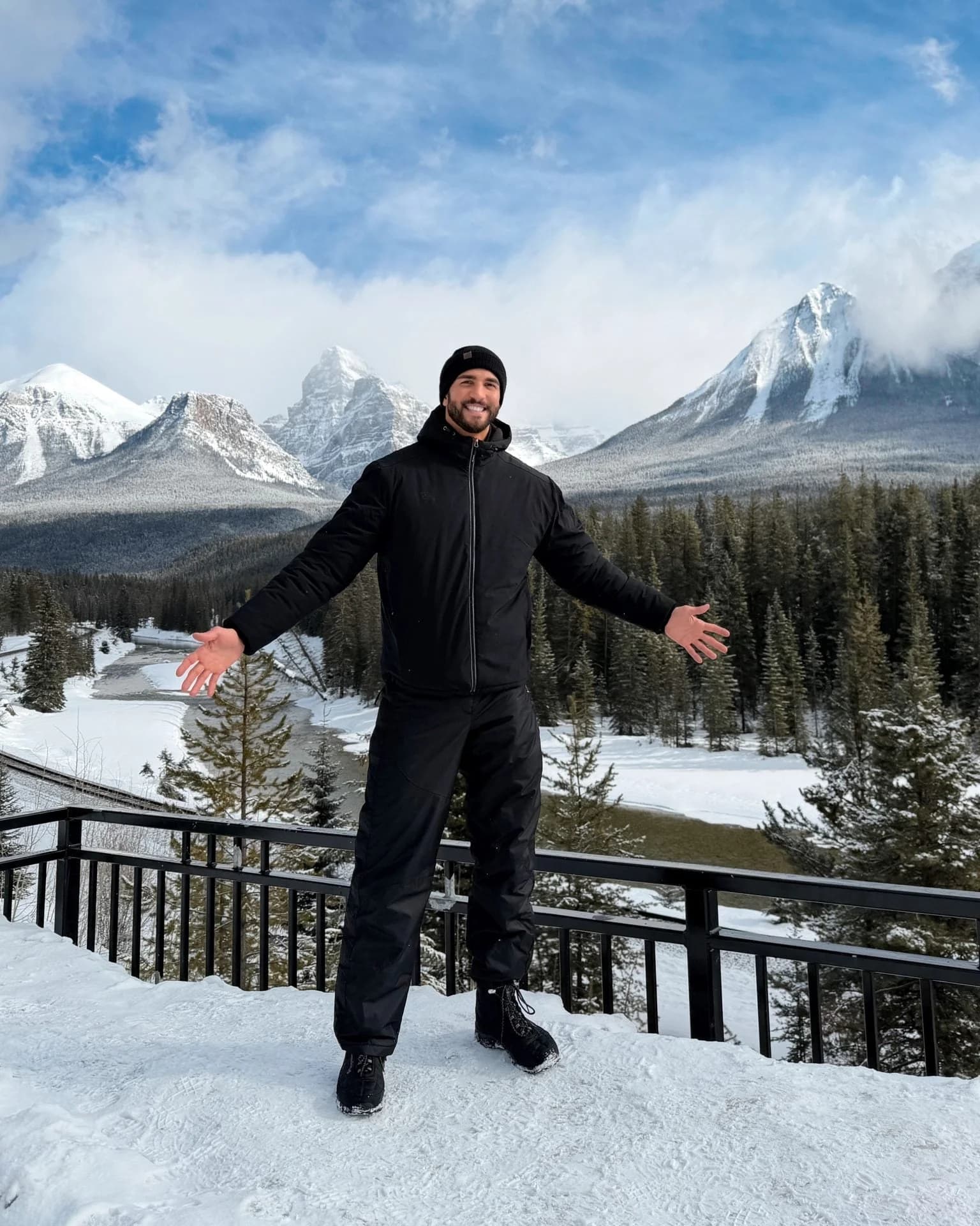The Ultimate Private Winter Tour from Calgary: Your Rockies, Your Way